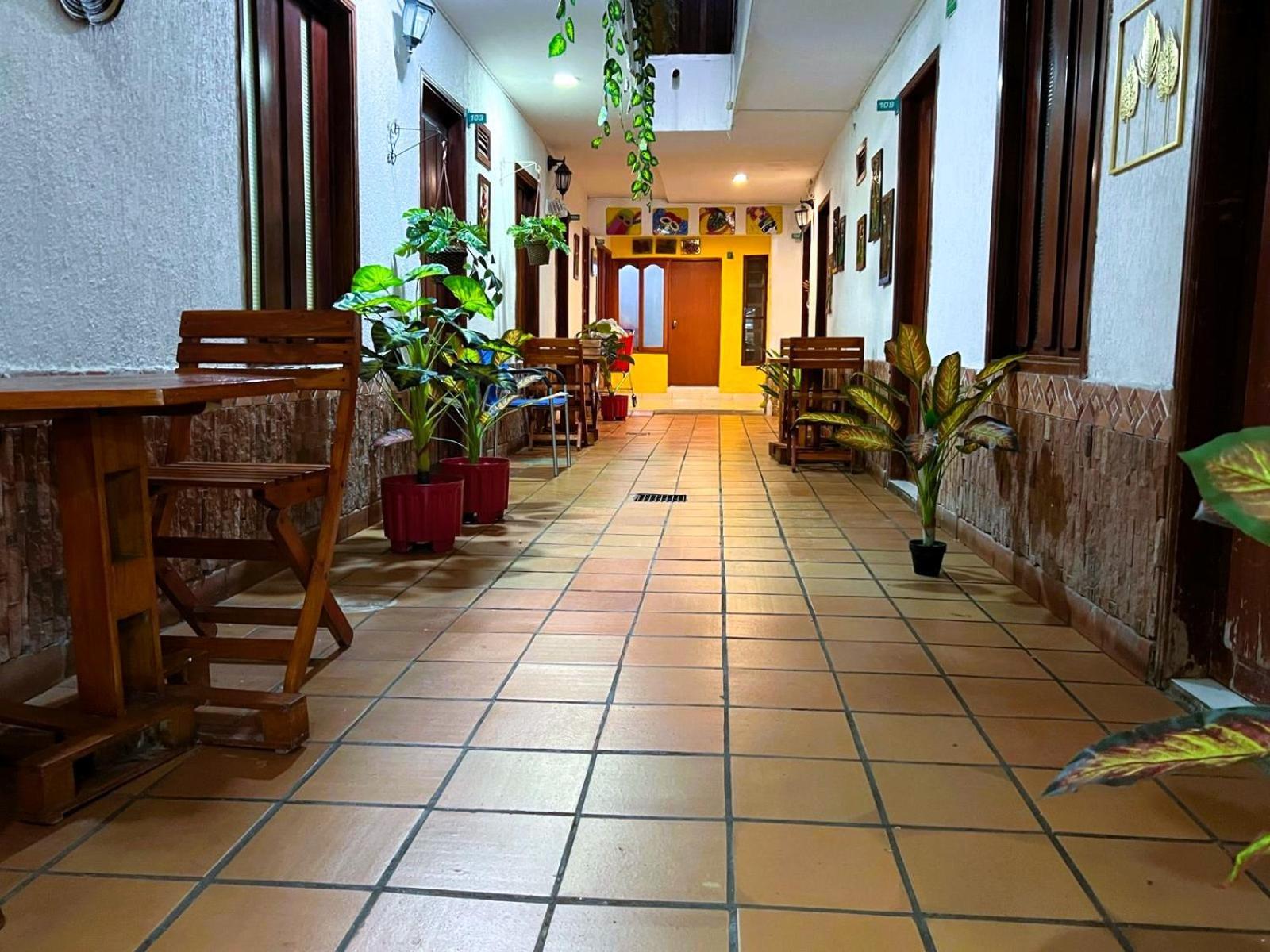 Aparta Bacano Historico 公寓式飯店